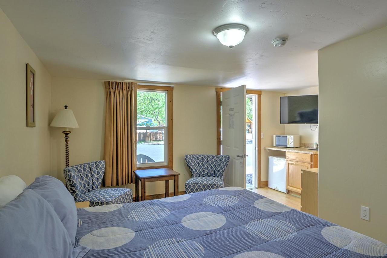 Western Star Inn Rifle Rom bilde